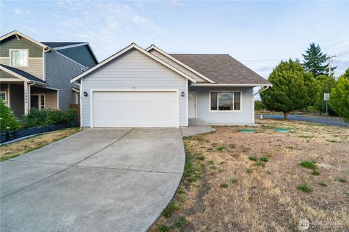 9960 Locust Ct Se, Yelm, WA, 98597-8824 | Card Image