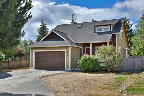 4876 Breezefair Road, Freeland, WA, 98249 | Card Image