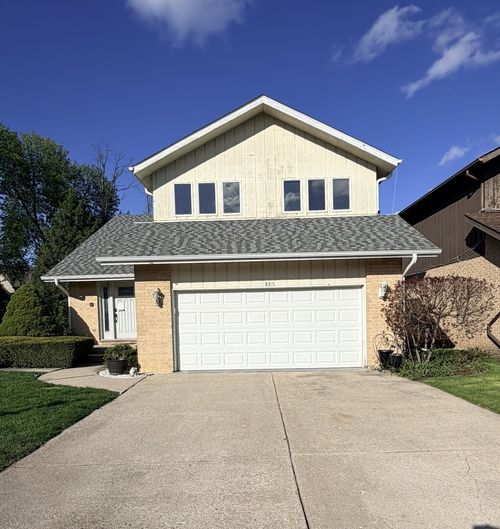 8315 Helen Ct, Downers Grove, IL, 60516-4910 | Card Image