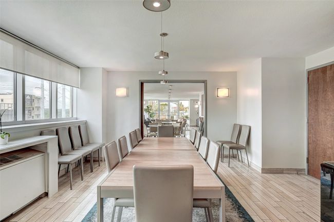 APT-1301 - 300 Bowie St, Condo with 2 bedrooms, 2 bathrooms and 2 parking in Austin TX | Image 34