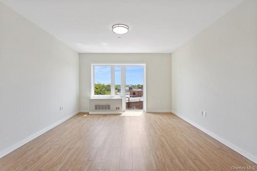 204-120 Pearl St, Port Chester, NY, 10573-4613 | Card Image