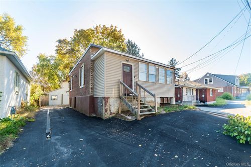 41 Meriline Ave, New Windsor, NY, 12553-6519 | Card Image