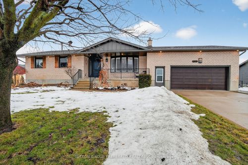 22270 Adelaide Rd, Mount Brydges, ON, N0L1W0 | Card Image