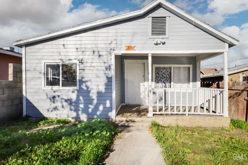 304 San Emidio St, Taft, CA, 93268-2834 | Card Image