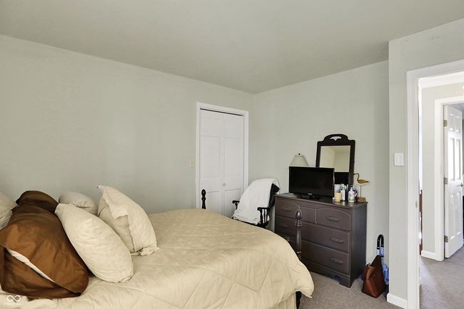 13587 Kensington Pl, Townhouse with 2 bedrooms, 3 bathrooms and null parking in Carmel IN | Image 40