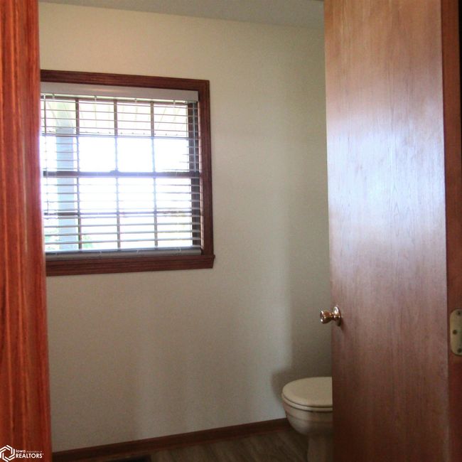 59708 Yankton Rd, Home with 4 bedrooms, 3 bathrooms and null parking in Griswold IA | Image 38