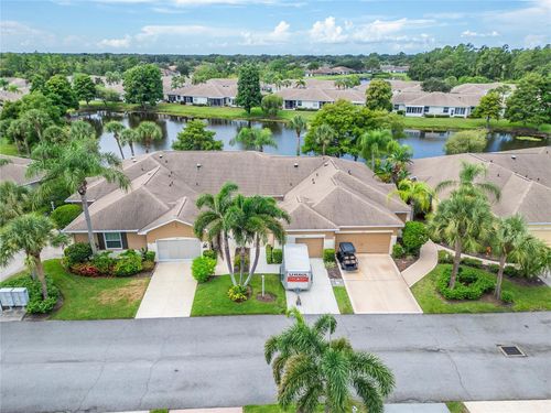 626-626 Tremont Greens Ln, SUN CITY CENTER, FL, 33573-8037 | Card Image