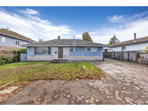 12928 64 Ave, Surrey, BC, V3W1X5 | Card Image