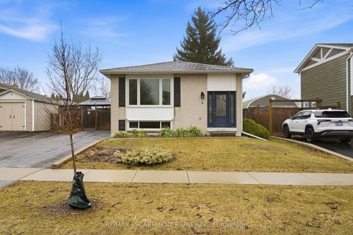 4 John Murray St, Stoney Creek, ON, L8J1C4 | Card Image