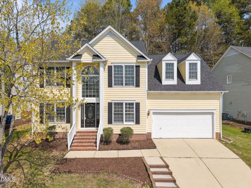 9308 Leslieshire Dr, Raleigh, NC, 27615-8104 | Card Image