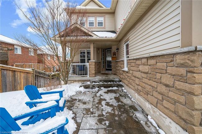 11 Sundial Cres, House other with 5 bedrooms, 3 bathrooms and 6 parking in Dundas ON | Image 4