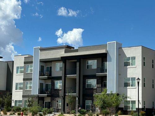 2-304-5801 S Garnet Dr, St. George, UT, 84790 | Card Image