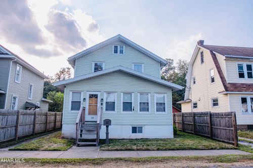 212 Main St, Bellwood, PA, 16617-2214 | Card Image