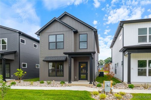 134 Rock Ln, Clarksville, IN, 47129-1460 | Card Image