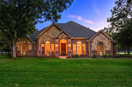 613 W Aurora Vista Trl, Aurora, TX, 76078-4647 | Card Image