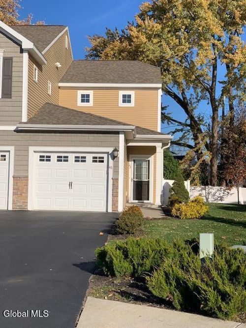 43 Stacey Court, Cohoes, NY, 12047 | Card Image