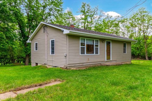 18600 N Route V, STURGEON, MO, 65284-9475 | Card Image