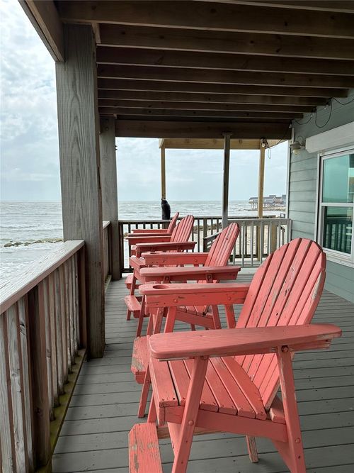 13130 Gulf Beach Dr, Freeport, TX, 77541-8353 | Card Image