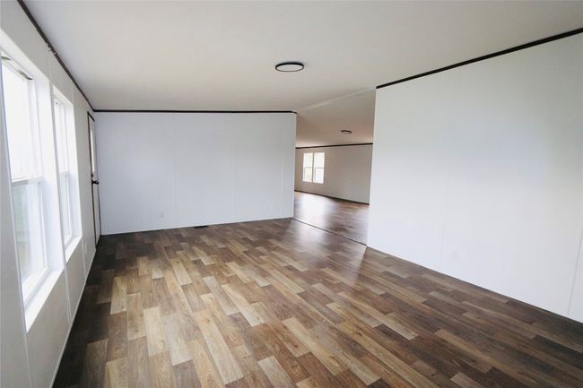 186 Pine Shadow Ln, House other with 3 bedrooms, 2 bathrooms and null parking in Bastrop TX | Image 6