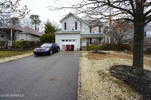 27 Lena Ct, Bayville, NJ, 08721-2471 | Card Image