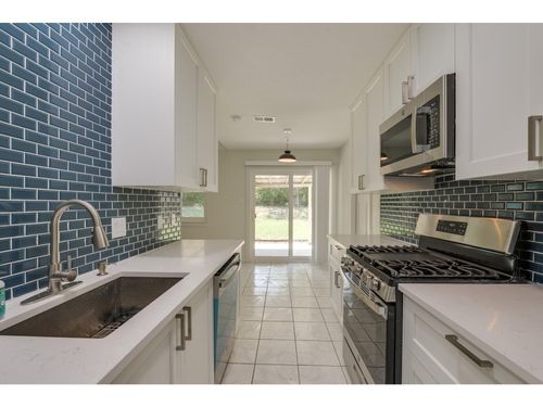 6112 Glen Meadow Dr, Austin, TX, 78745-4143 | Card Image