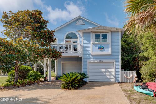 205 E Ave, Kure Beach, NC, 28449-3404 | Card Image