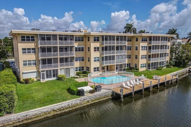 405 - 1332 Bayview Dr, Condo with 2 bedrooms, 2 bathrooms and null parking in Fort Lauderdale FL | Image 4