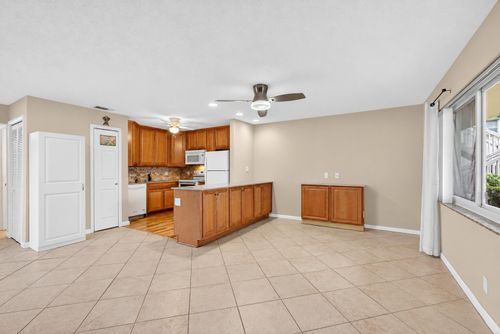 221 Coventry J, West Palm Beach, FL, 33417-1624 | Card Image