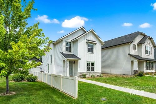 10088 W Smoke Ranch Dr, Boise, ID, 83709 | Card Image