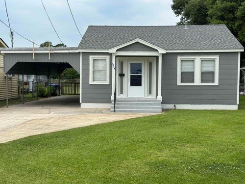 1518 Ridgefield Ave, Thibodaux, LA, 70301-5206 | Card Image