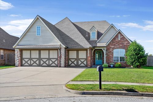 1854 137th Pl, Glenpool, OK, 74033-3202 | Card Image