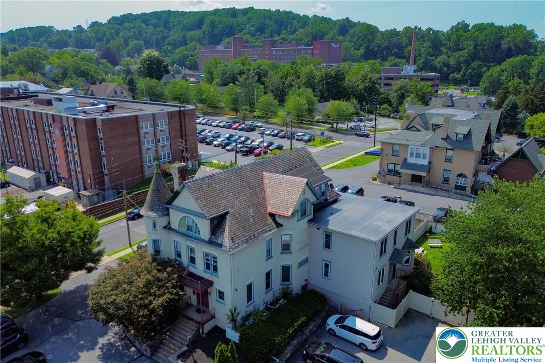 541 Seneca St, Fountain Hill, PA 18015