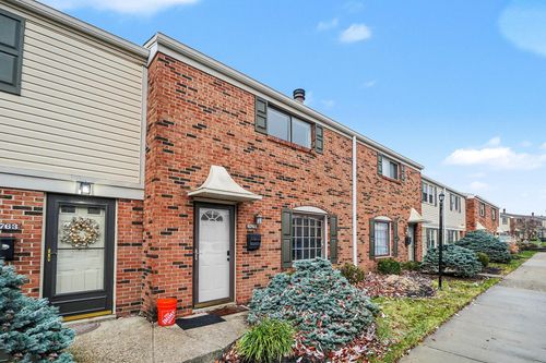 6761 Curtis Way, Florence, KY, 41042-1310 | Card Image