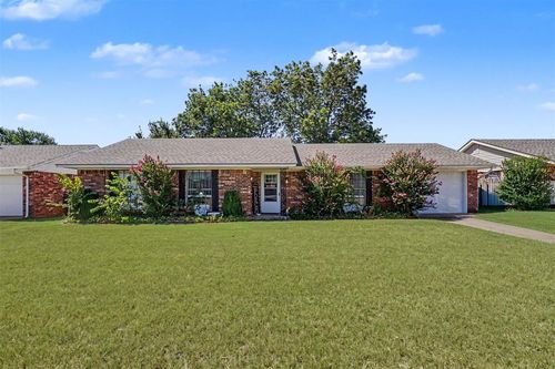 404 Kimberly Drive, Elk City, OK, 73644 | Card Image