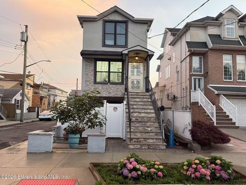 278 Hull Avenue, Staten Island, NY, 10306 | Card Image