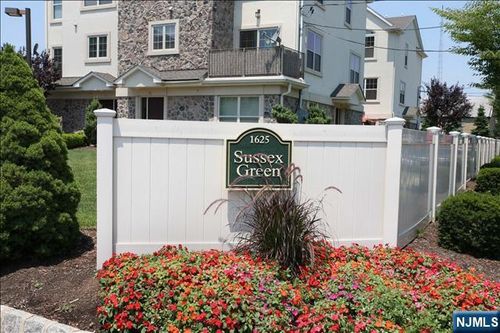 1625 Paterson Plank Rd, Secaucus, NJ, 07094-4076 | Card Image