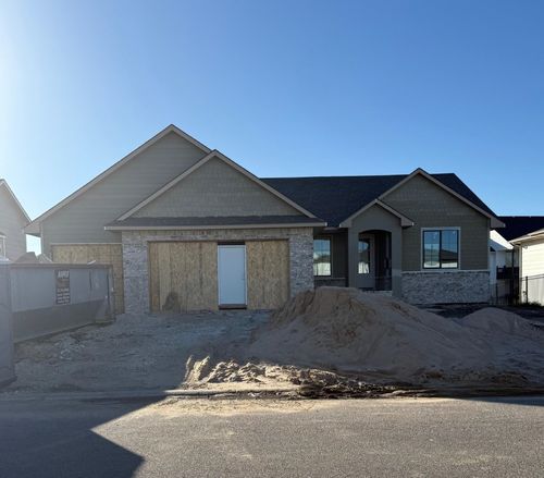 2813 N Bracken St, Wichita, KS, 67226-4032 | Card Image