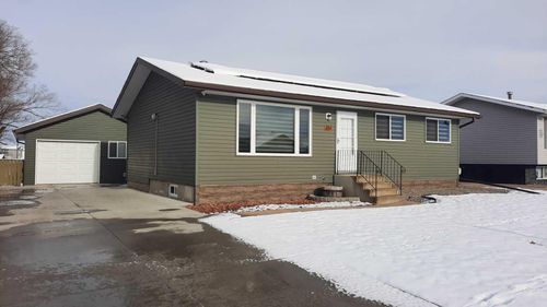 {{alt}} | Card Image