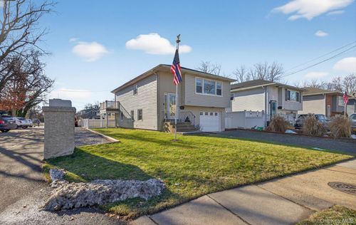 306 Bayville Ave, Bayville, NY, 11709-1621 | Card Image