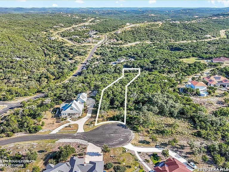 Land in Mico 2