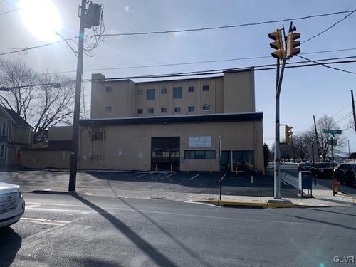 52 N 2nd St, COPLAY, PA, 18037-1251 | Card Image