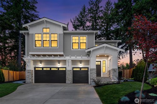 131 163rd Pl Se, Bellevue, WA, 98008-4631 | Card Image