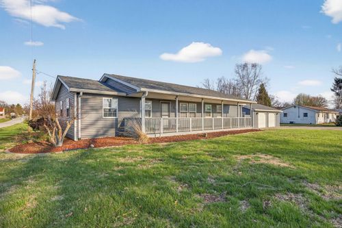 302 S 6th St, Orleans, IN, 47452-9252 | Card Image