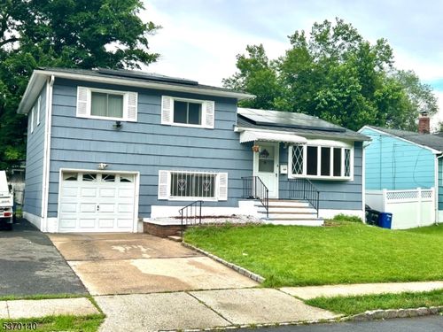 142 Eastern Pkwy, Hillside, NJ, 07205-1738 | Card Image