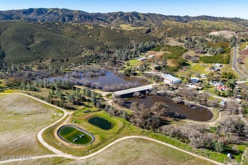 535 Calf Canyon Hwy, Creston, CA, 93432-9700 | Card Image