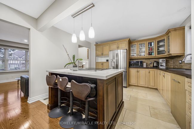 38 River View Dr, House other with 4 bedrooms, 3 bathrooms and 4 parking in Brampton ON | Image 15