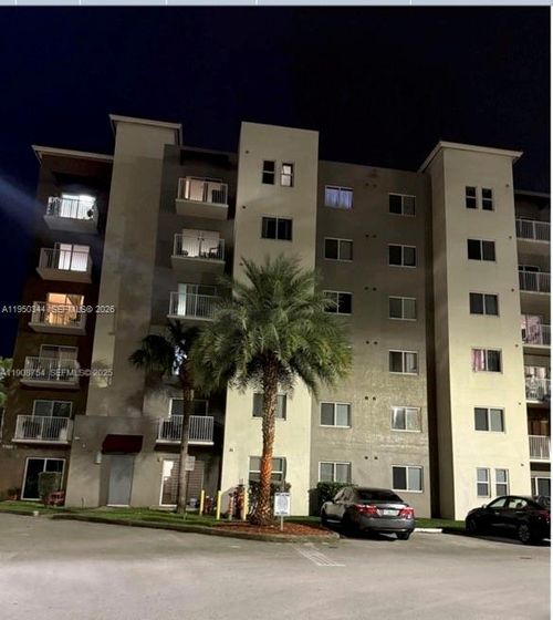 apt-607-11060 Sw 196th St, Cutler Bay, FL, 33157-8399 | Card Image