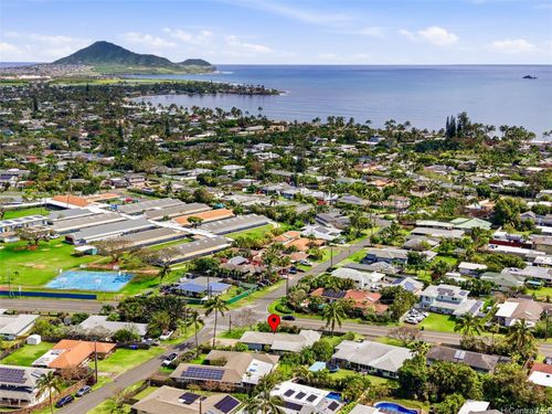 661 N Kainalu Dr, Kailua, HI, 96734-1958 | Card Image