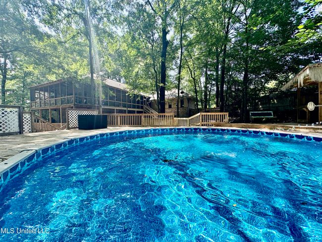 pool and back of home | Image 56