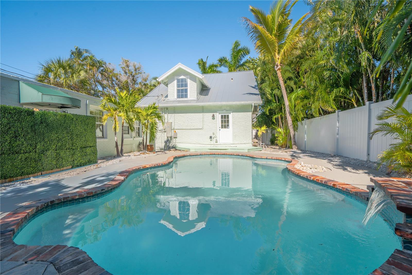 Residential in ST PETE BEACH 2